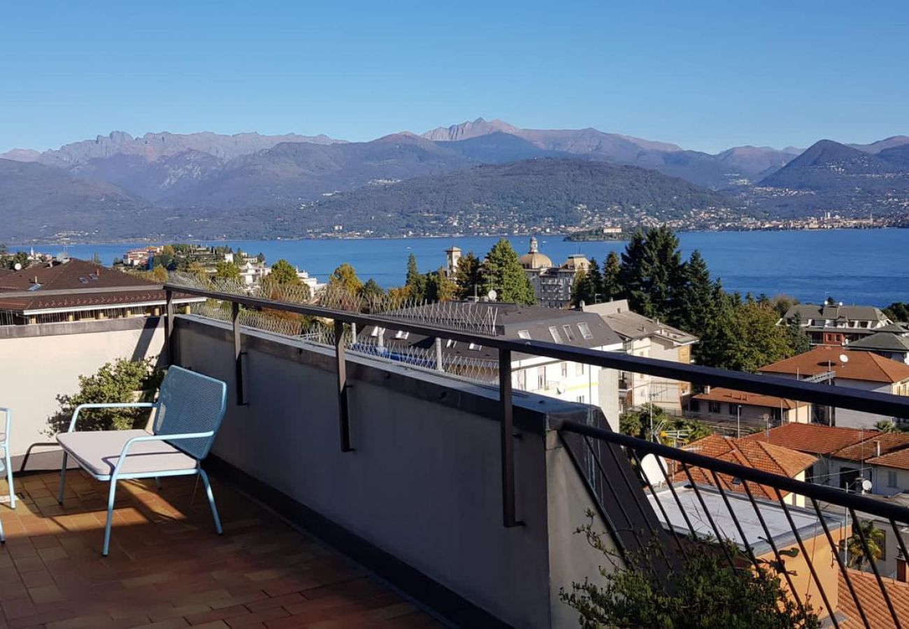 Appartement à Stresa - Terrace Lake View apt. in Stresa with  lake view