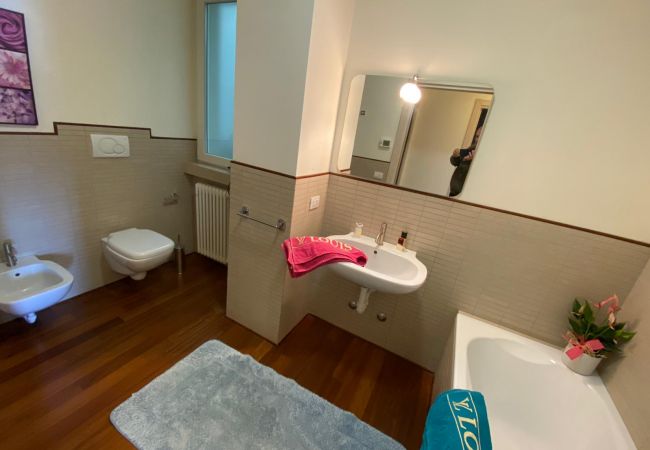 Appartement à Verbania - Emma apartment with terrace lake view in Verbania Appartement à Verbania - Emma apartment with terrace lake view in Verbania