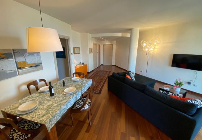 Appartement à Verbania - Emma apartment with terrace lake view in Verbania Appartement à Verbania - Emma apartment with terrace lake view in Verbania