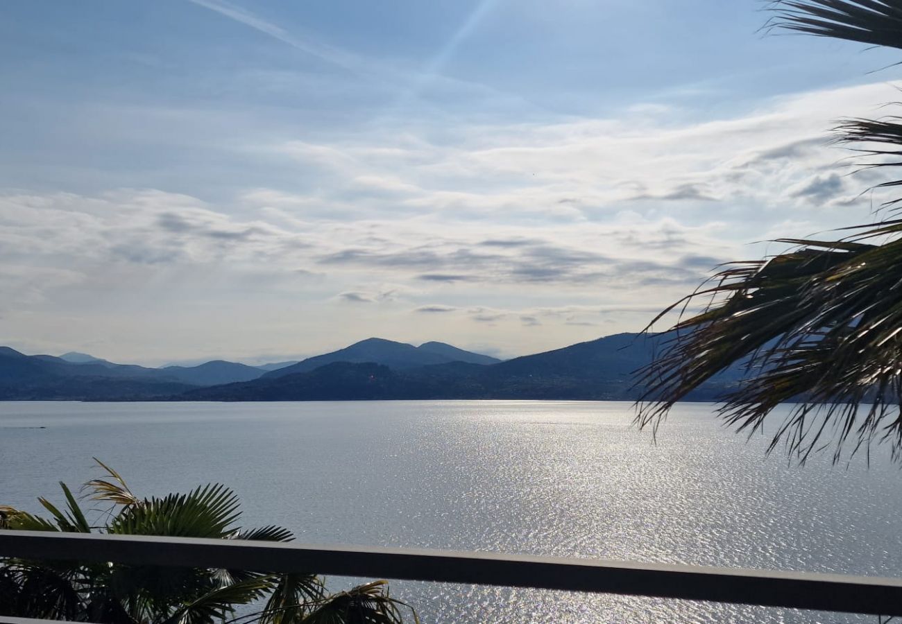 Villa à Oggebbio - Diana villa with garden and lake view in Oggebbio