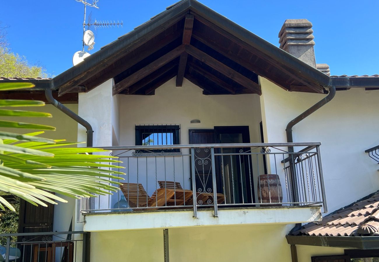 Villa à Oggebbio - Raggio di Sole Villa with pool and lakeview