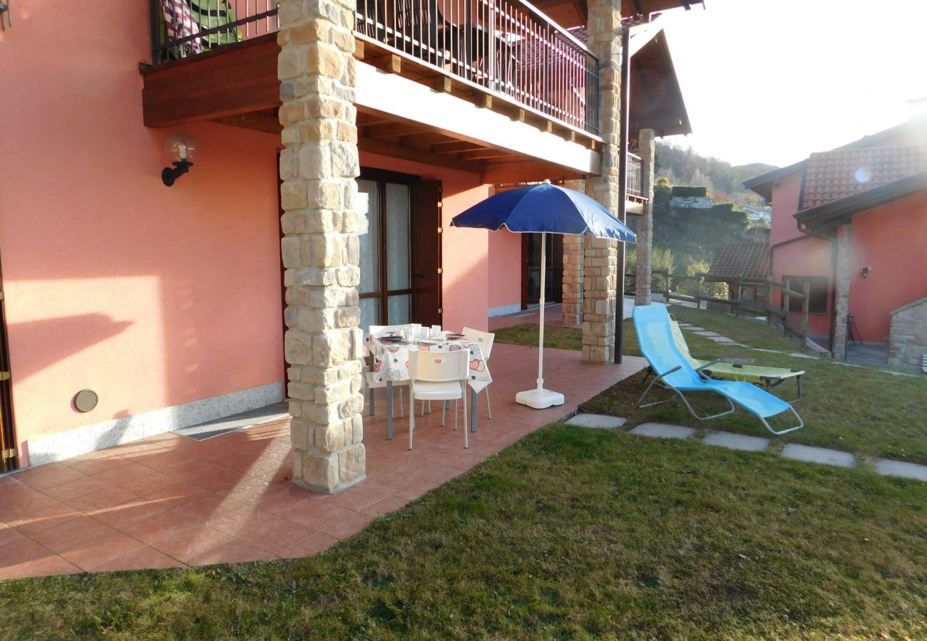 Appartement à Agra - Rosmarino 1 apartment in Agra with pool and view