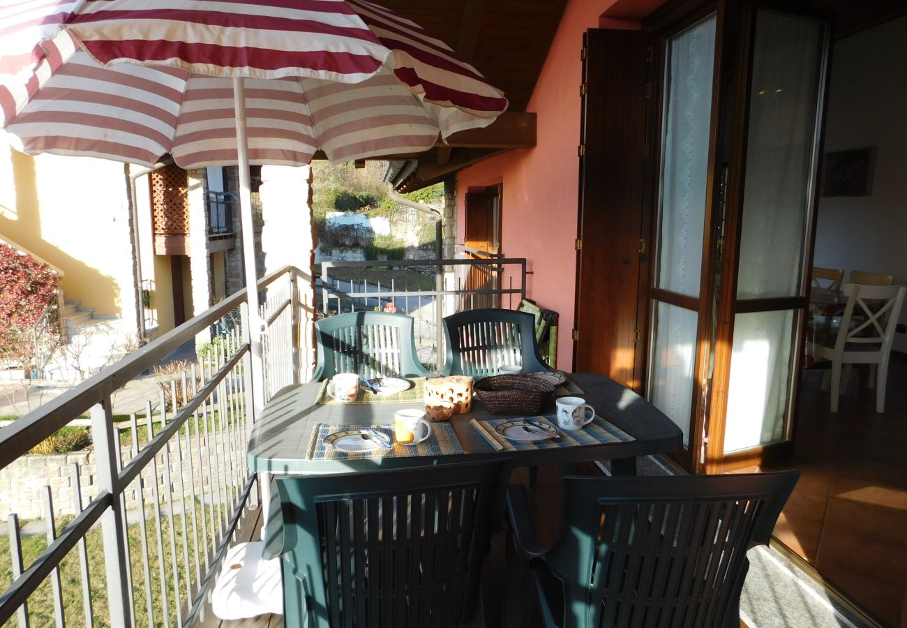 Appartement à Agra - Rosmarino 2 apartment in Agra with pool