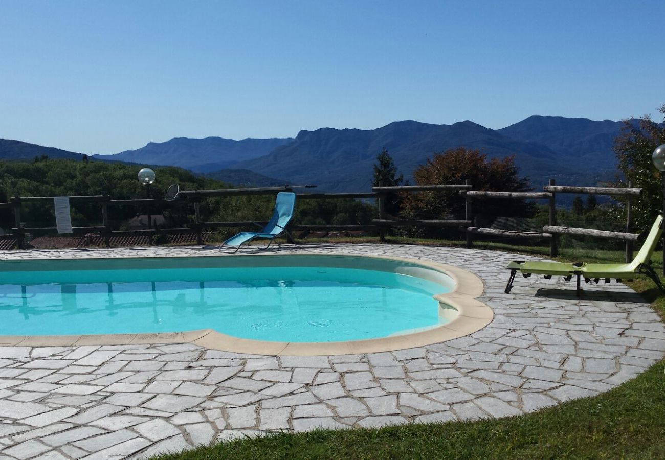 Appartement à Agra - Rosmarino 2 apartment in Agra with pool