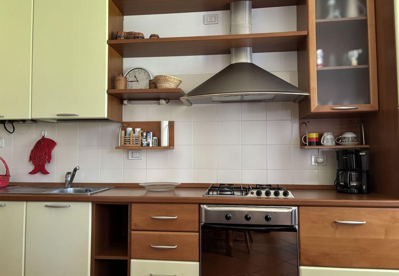 Appartement à Luino - Esther 2 apartment with balcony in Luino