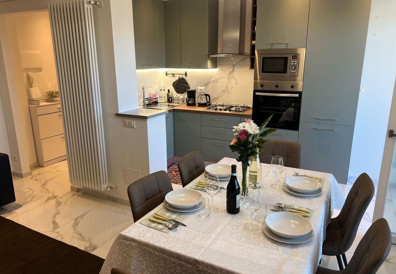 Appartement à Verbania - Zagosta apartment in Verbania with balcony