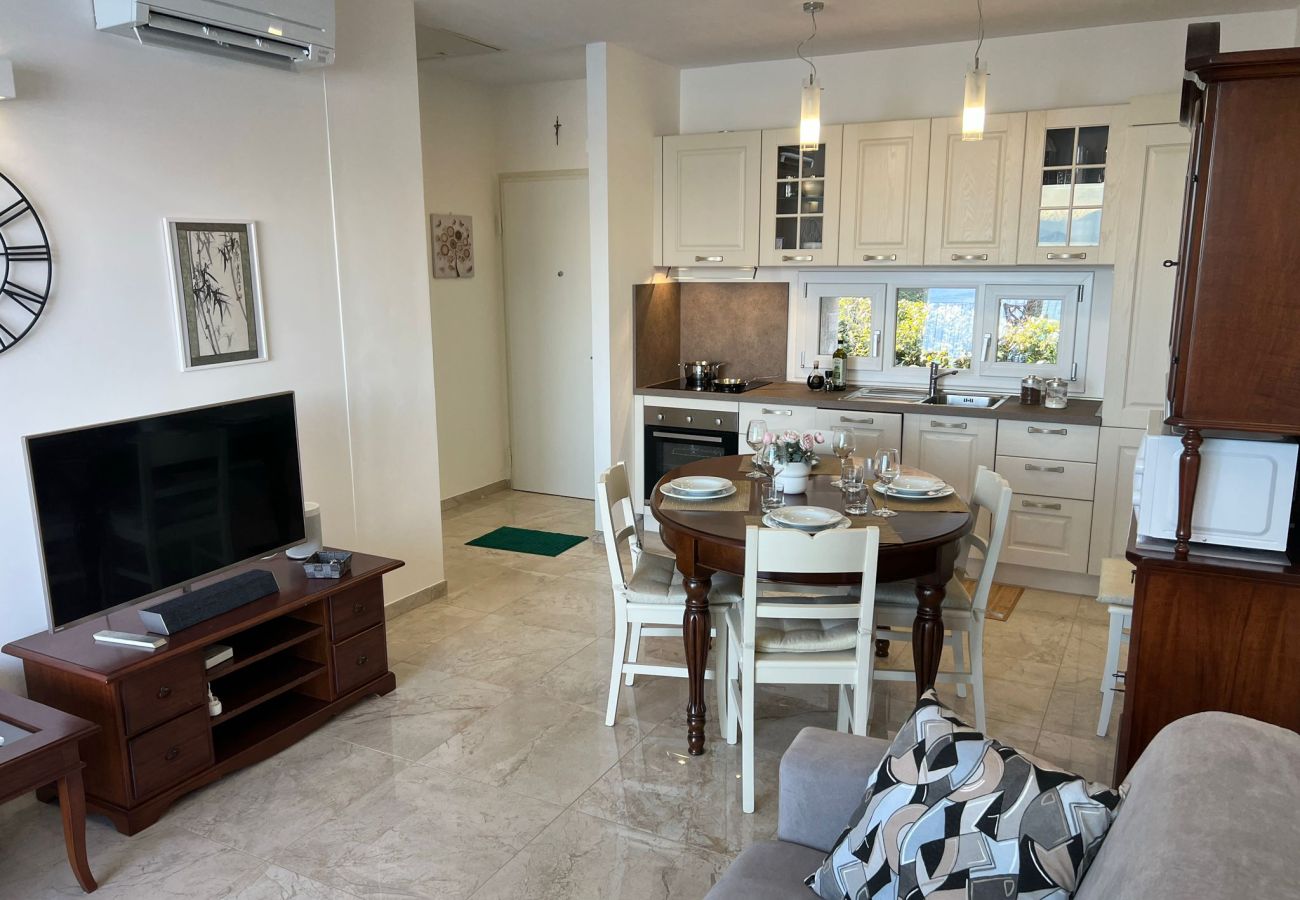 Appartement à Baveno - MyLago Apartment with pool and lake view