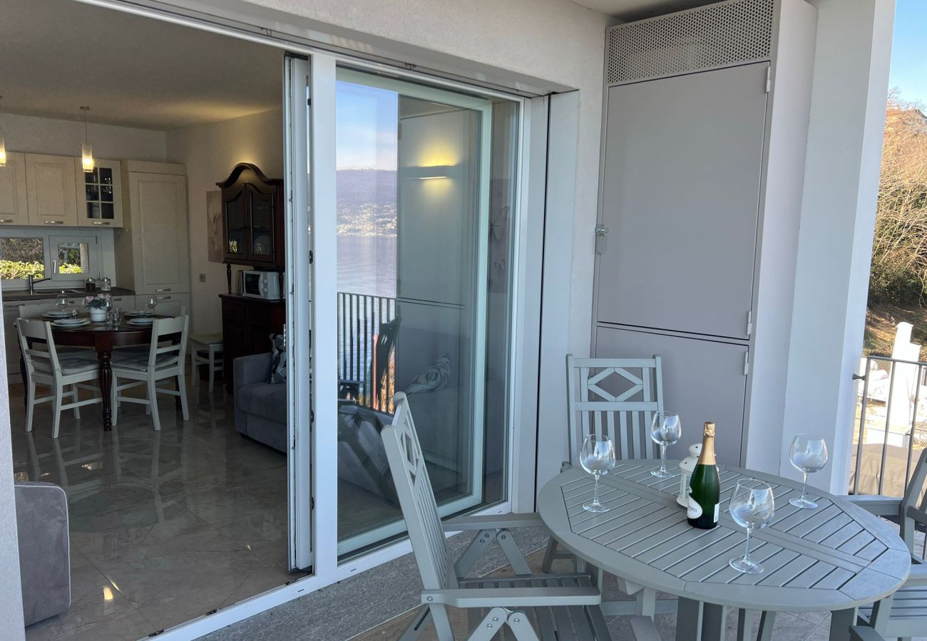 Appartement à Baveno - MyLago Apartment with pool and lake view