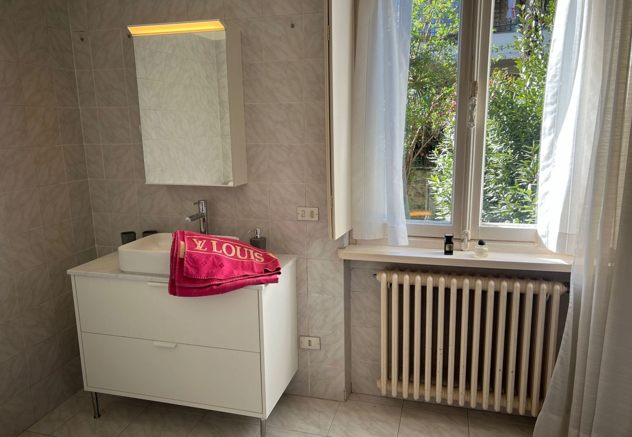 Appartement à Verbania - Emy charming apartment with pool