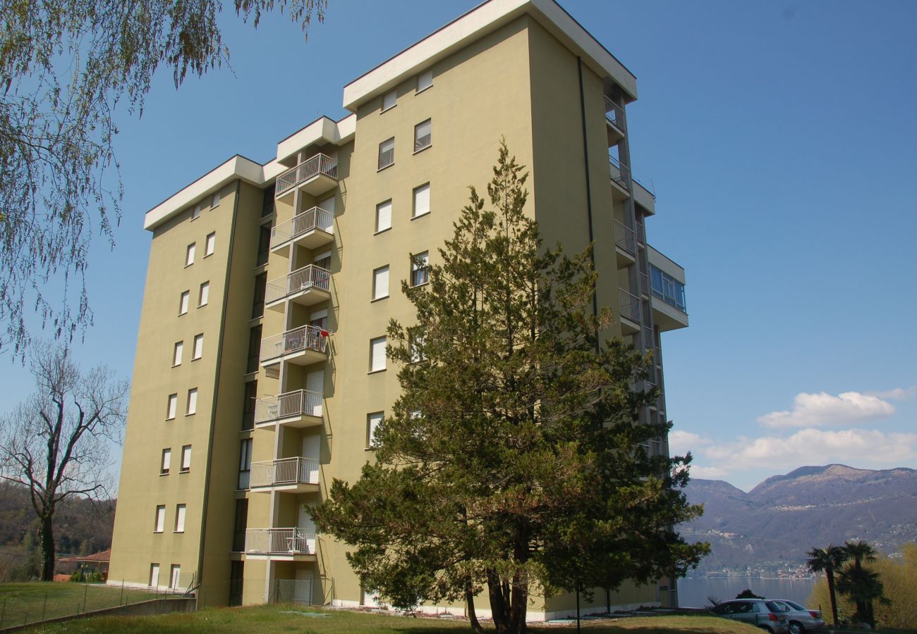 Apartment in Germignaga - Eucalipto 2 lake view apt. in a residence