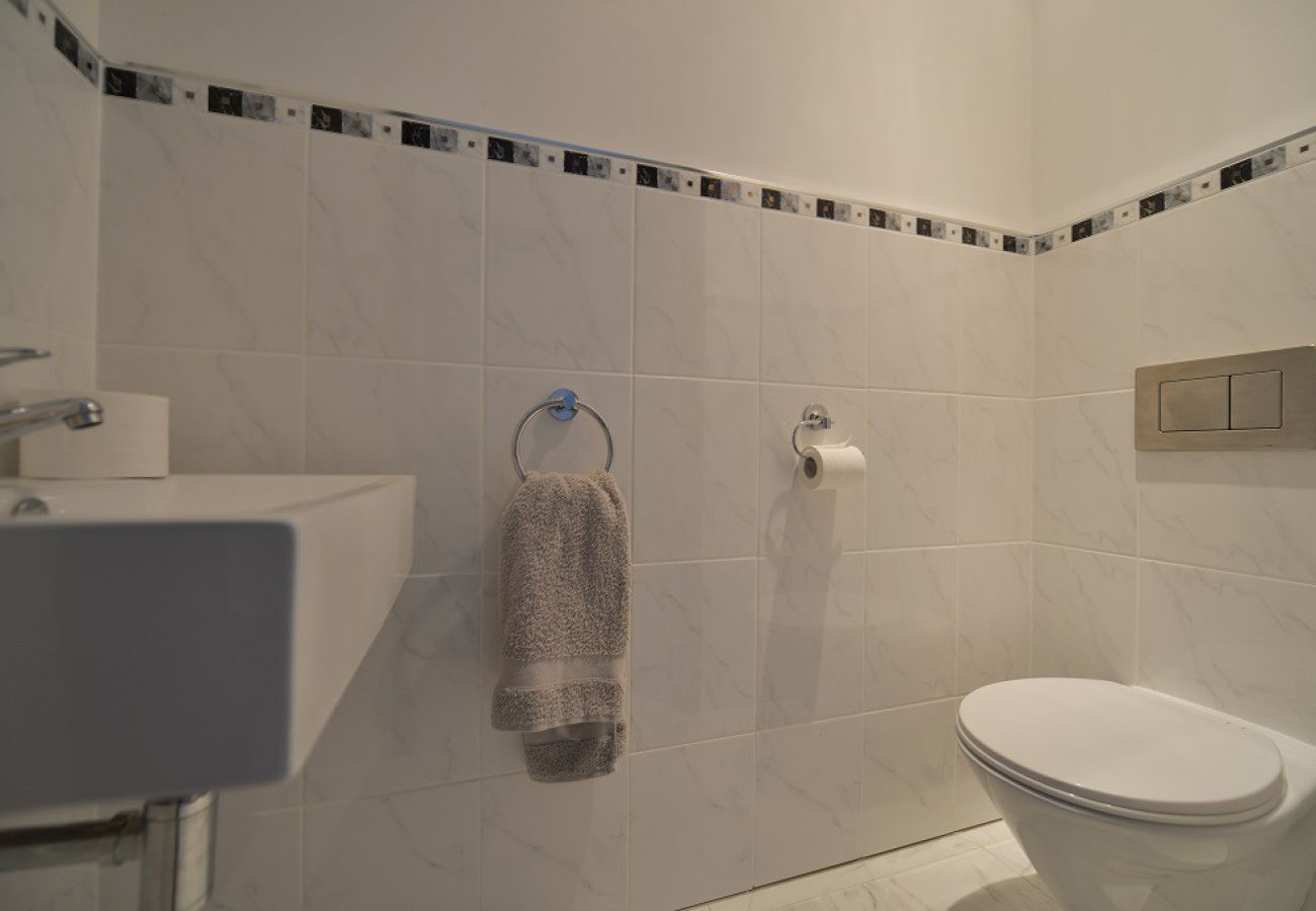 Villa in Lesa - Aurora Villa with pool in Lesa