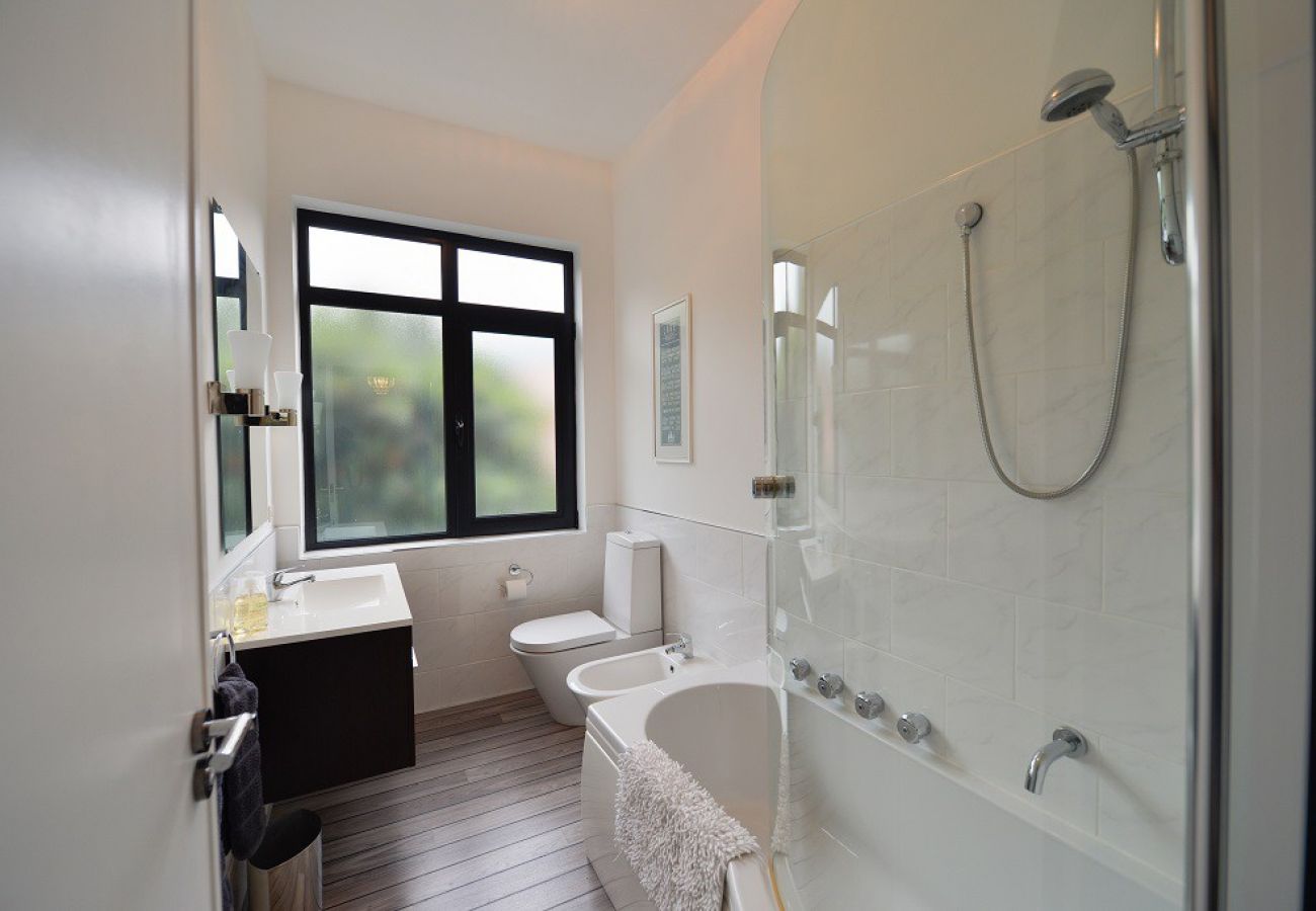 Villa in Lesa - Aurora Villa with pool in Lesa