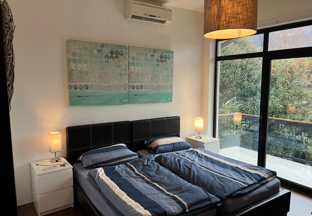 Villa in Lesa - Aurora Villa with pool in Lesa