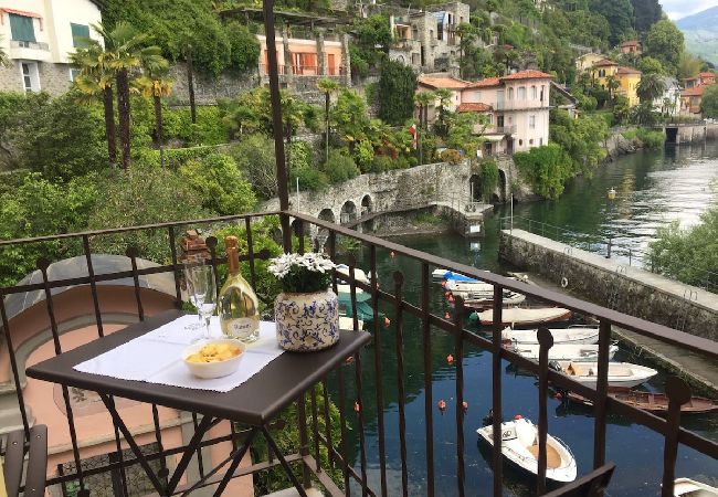  in Cannero Riviera - Casa al Vecchio Porto overlooking the ancient port