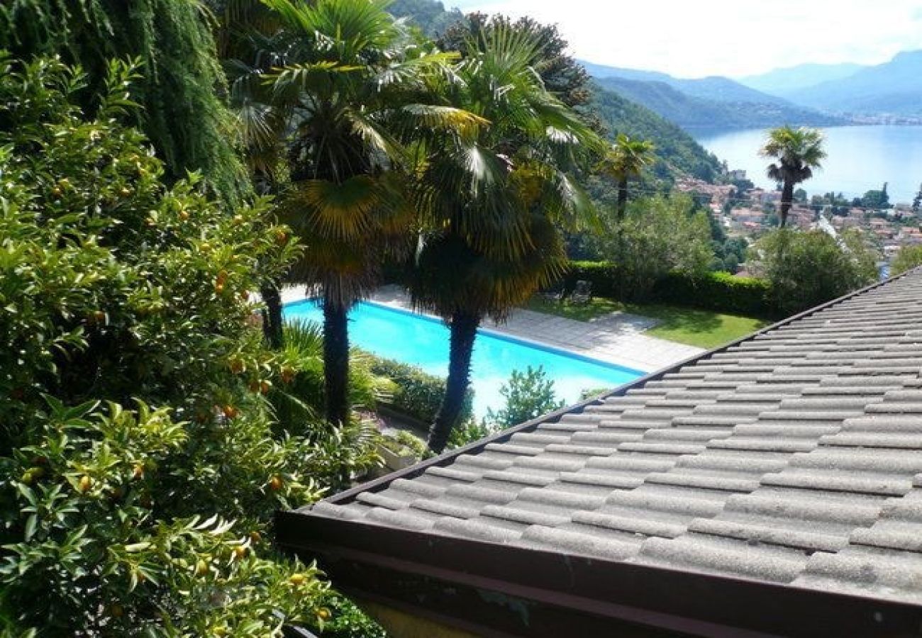 Apartment in Maccagno con Pino e Veddasca - Pandora 1 lake view apt. in residence with pool