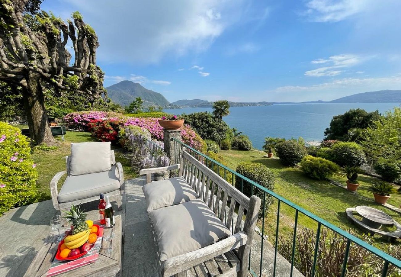 Villa in Verbania - Il Motto villa with big garden and lake view