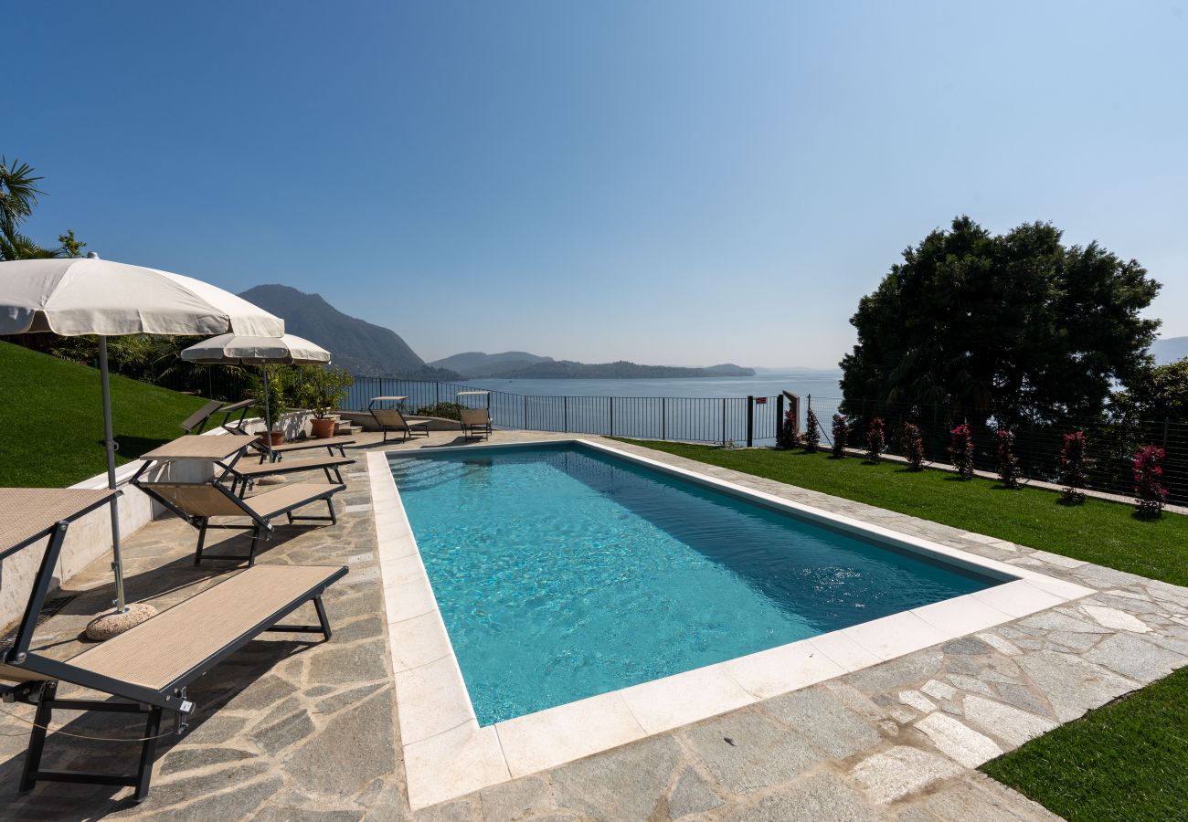 Villa in Verbania - Charming villa Il Motto with pool