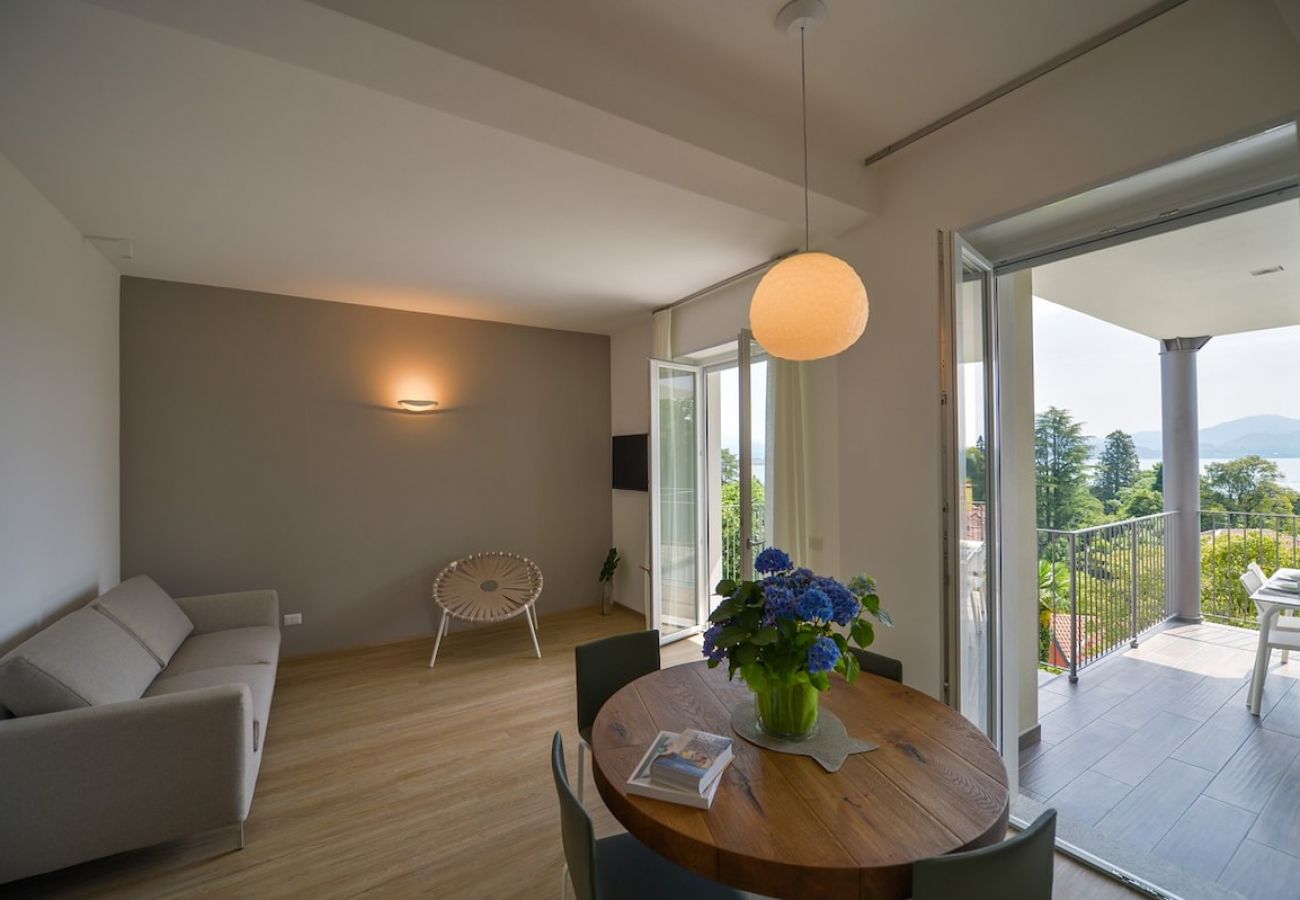 Apartment in Baveno - The View-Air:design apt. with lake view