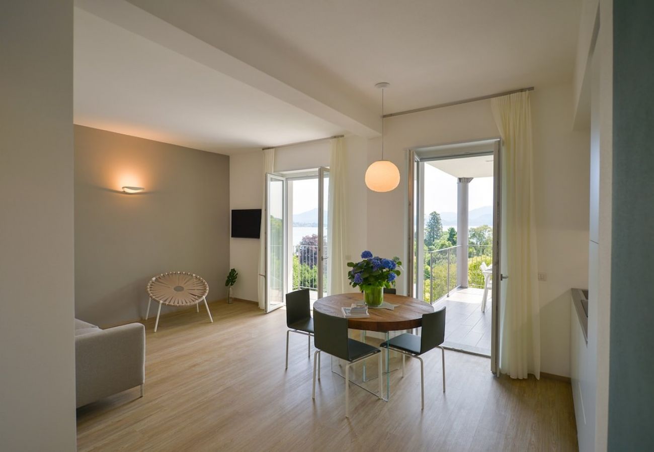 Apartment in Baveno - The View-Air:design apt. with lake view