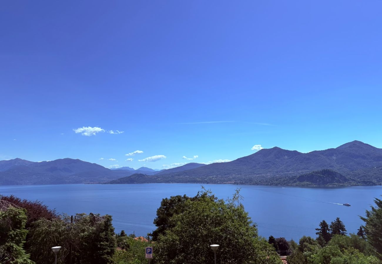 Apartment in Ghiffa - Doris apartment with lake view in Ghiffa