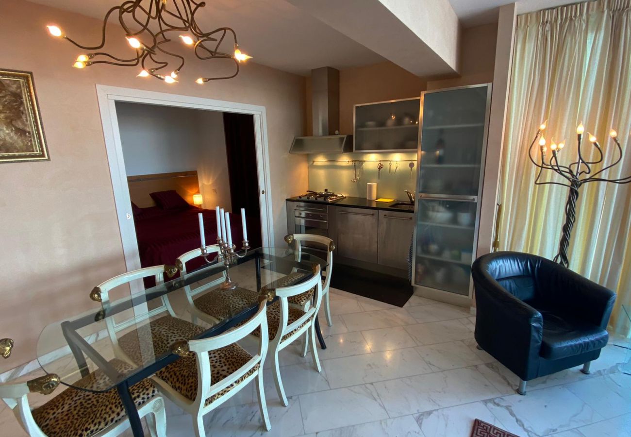 Apartment in Stresa - Lauren luxury apartment in Stresa with terrace lak