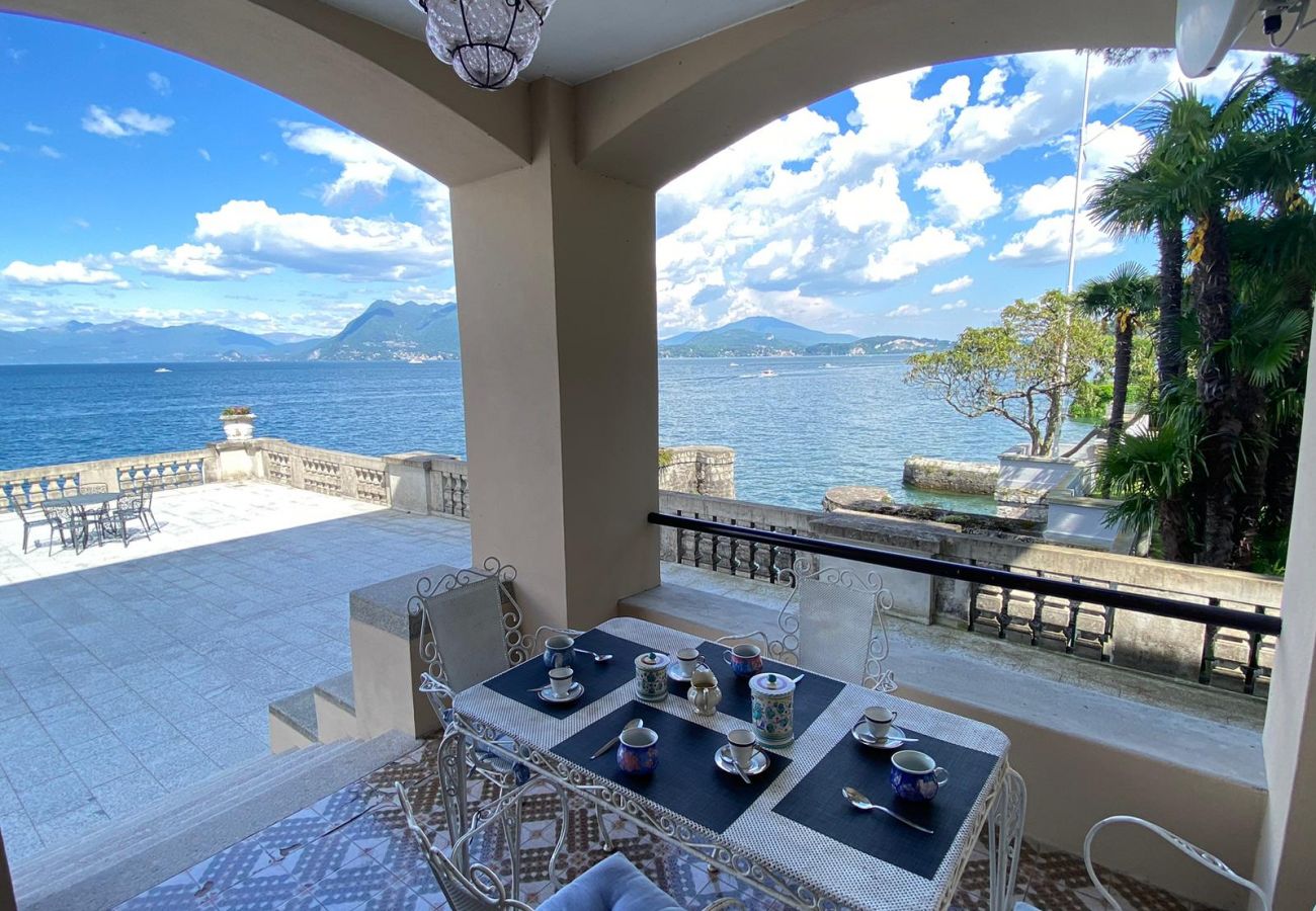 Apartment in Stresa - Wonderful Stresa apartment on the lake in Stresa