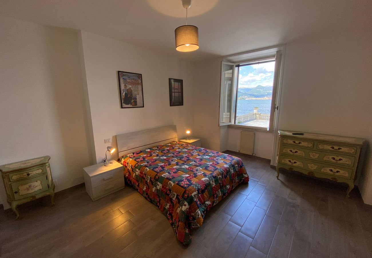 Apartment in Stresa - Wonderful Stresa apartment on the lake in Stresa