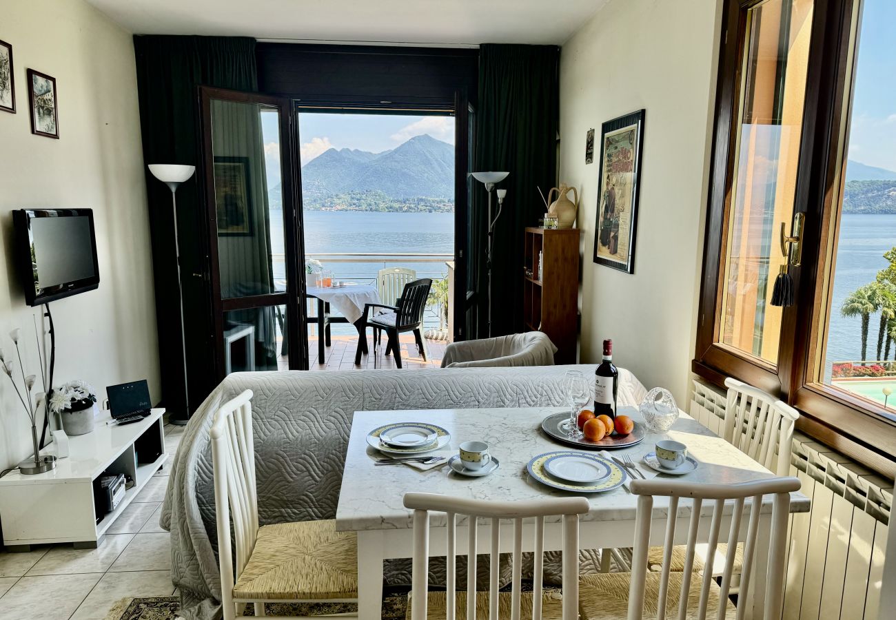 Apartment in Stresa - Marta Apartment with lake view in Stresa