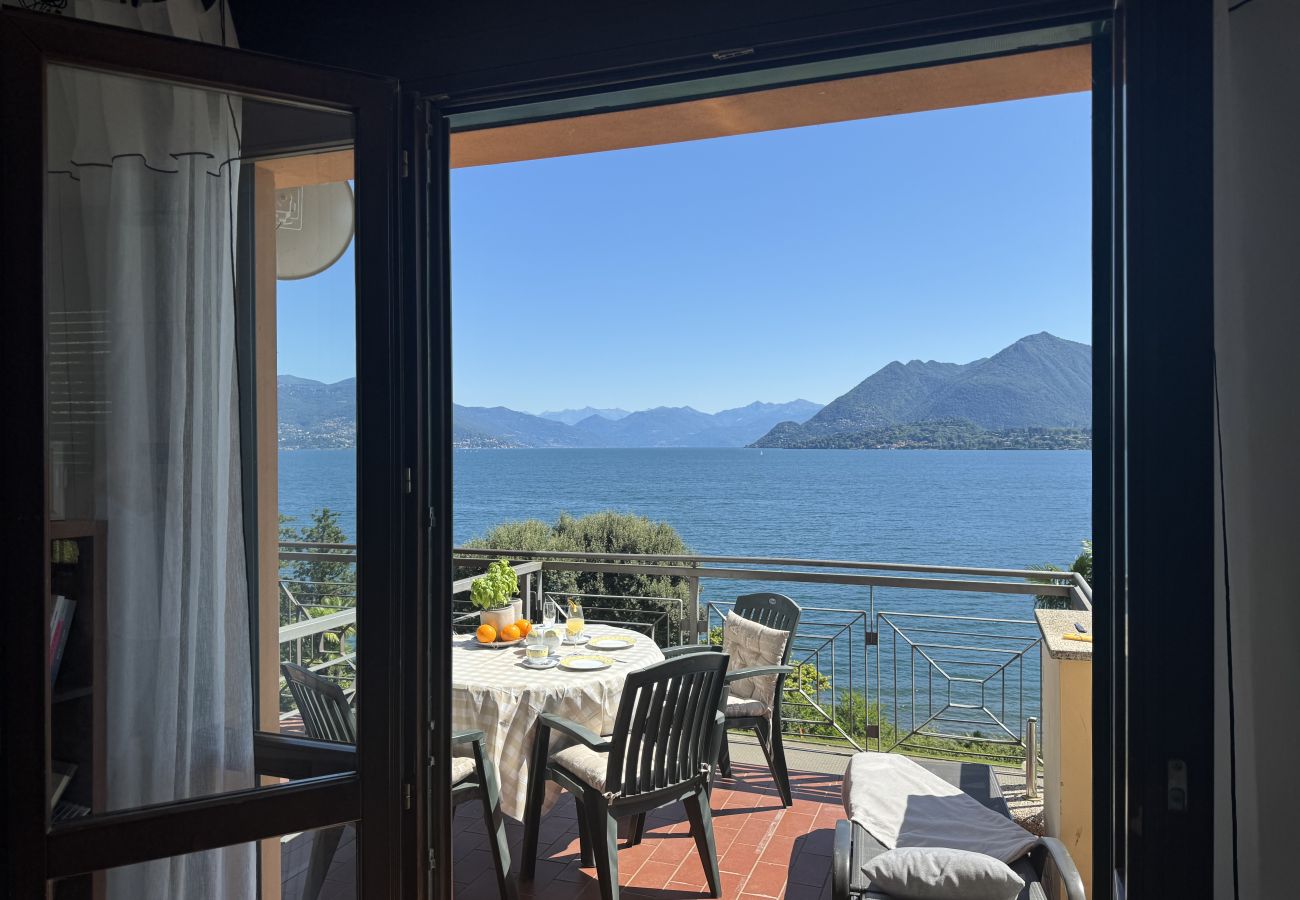 Apartment in Stresa - Marta Apartment with lake view in Stresa