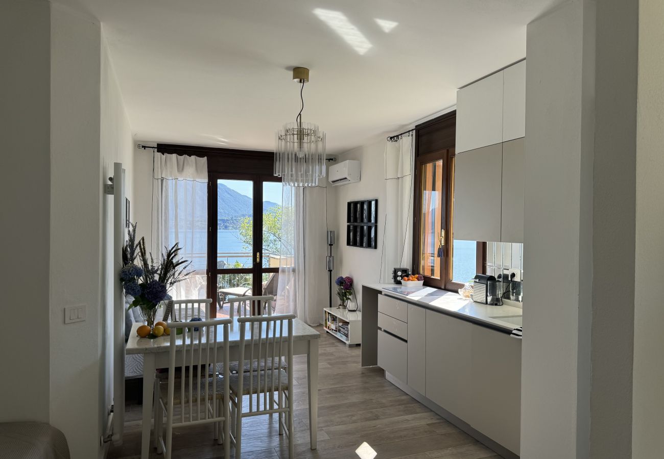 Apartment in Stresa - Marta Apartment with lake view in Stresa
