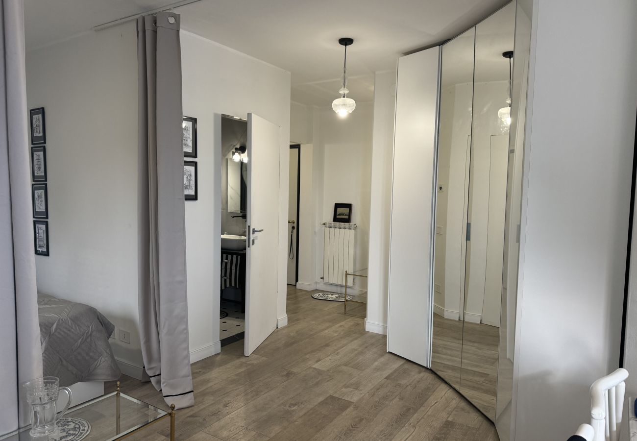 Apartment in Stresa - Marta Apartment with lake view in Stresa