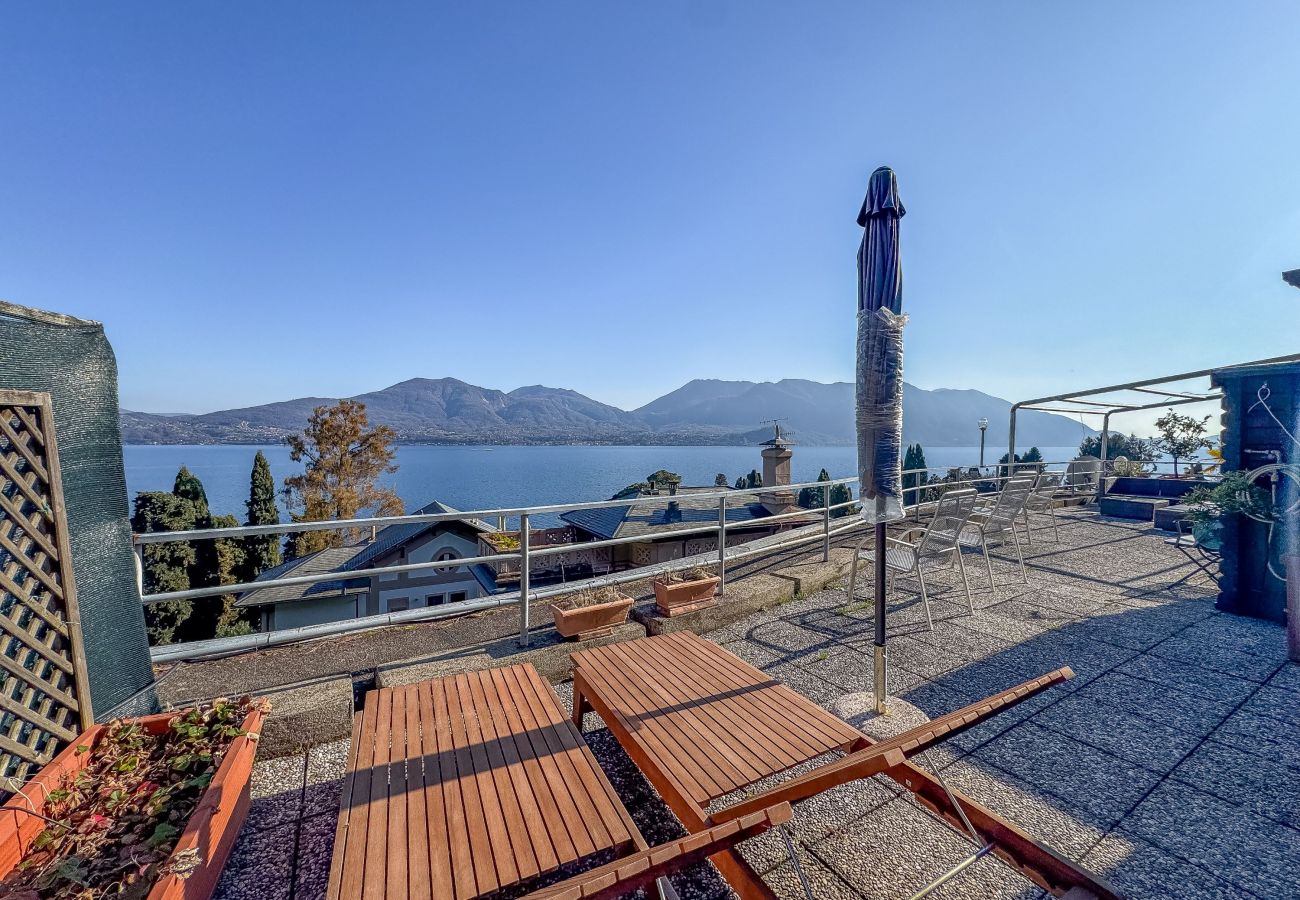 Apartment in Oggebbio - Vera apartment with wonderful terrace lake view
