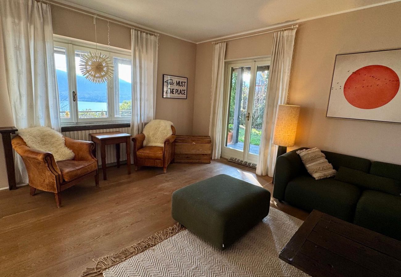 Villa in Oggebbio - Raggio di Sole Villa with pool and lakeview