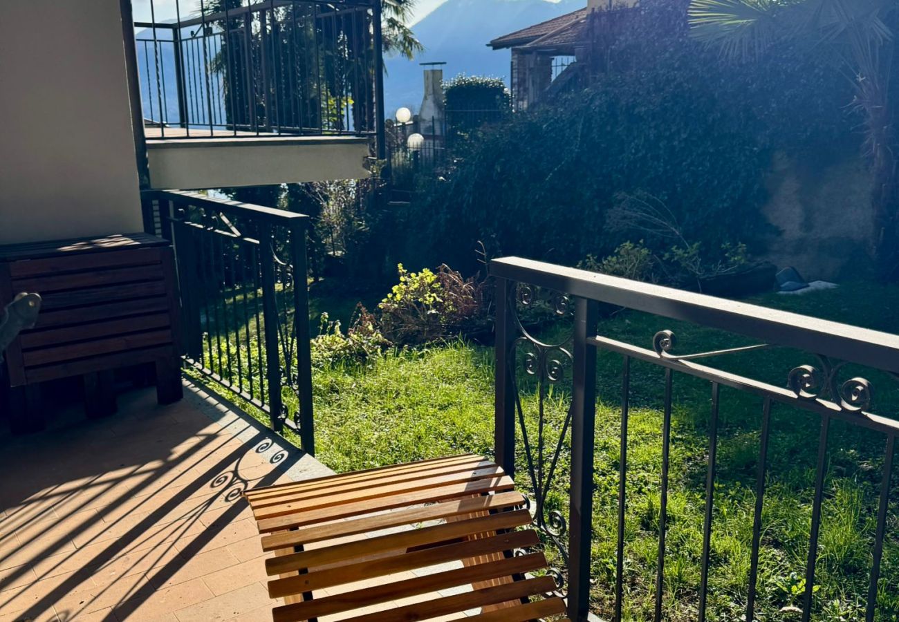 Villa in Oggebbio - Raggio di Sole Villa with pool and lakeview
