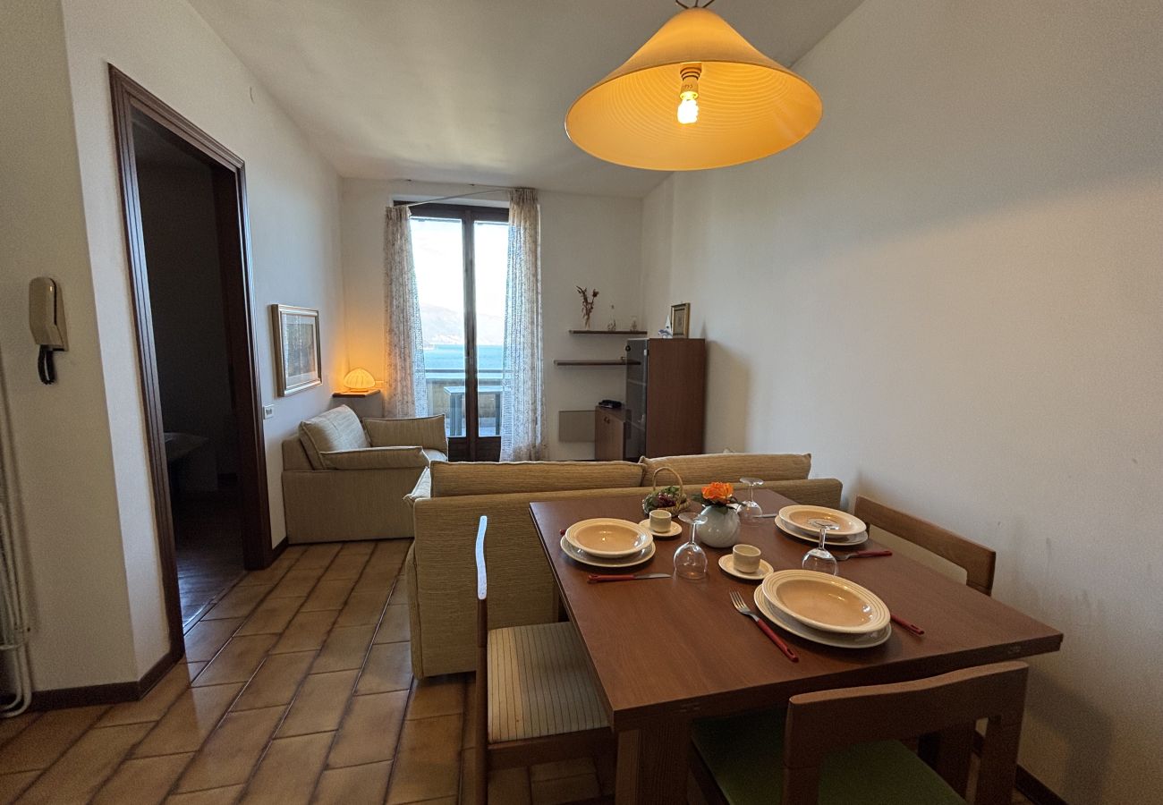 Apartment in Germignaga - Graziella 1 apartment with lake view