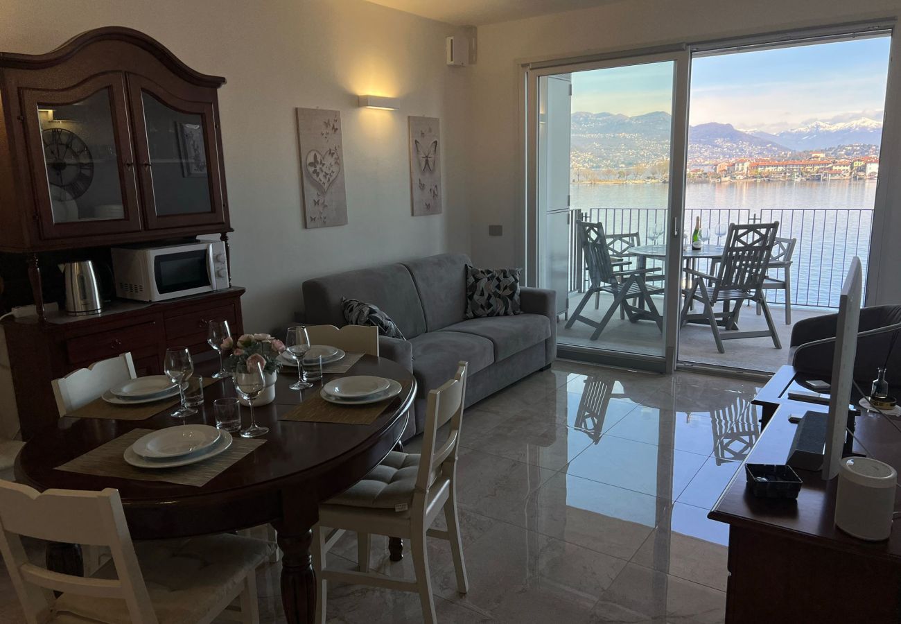 Apartment in Baveno - MyLago Apartment with pool and lake view
