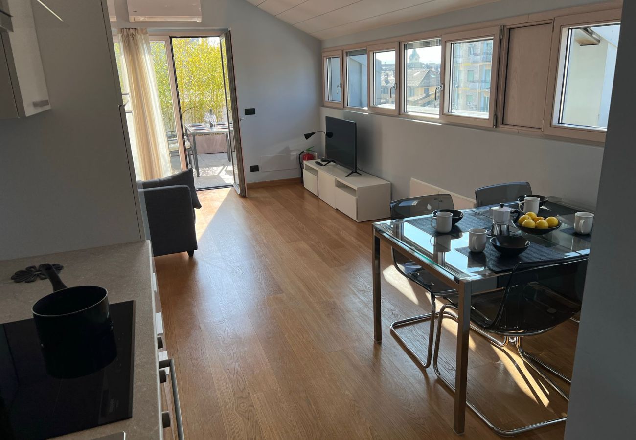 Apartment in Verbania - Attico Don Minzoni in Verbania with terrace