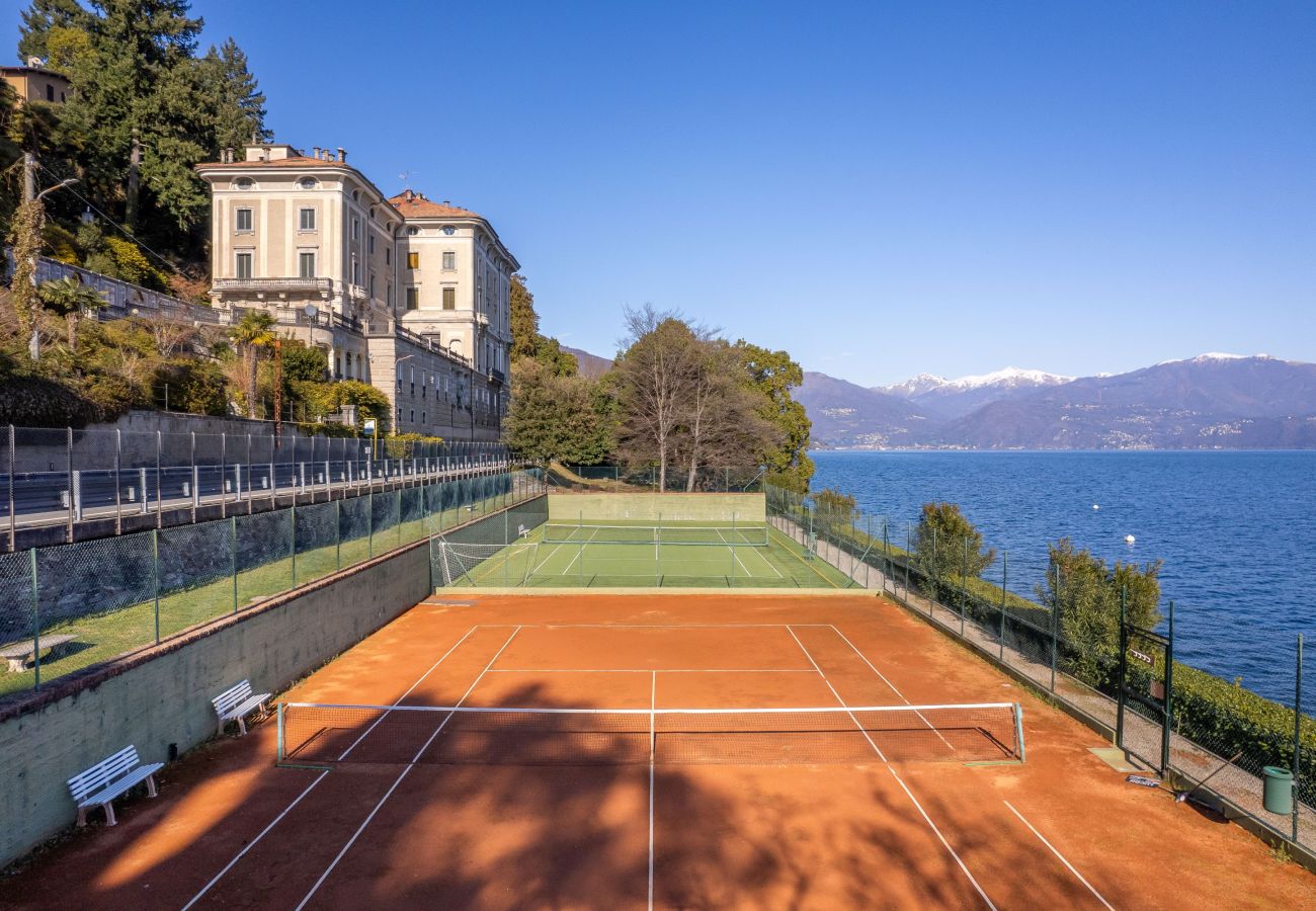 Apartment in Oggebbio - Inaya apartment in Oggebbio with pool